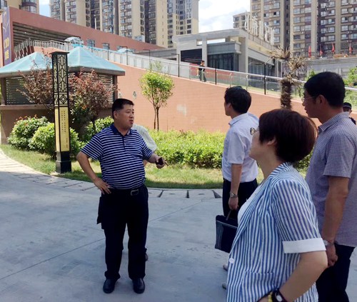 王寧一行深入陜煤建設(shè)公司江南世紀(jì)城項(xiàng)目檢查指導(dǎo)工作