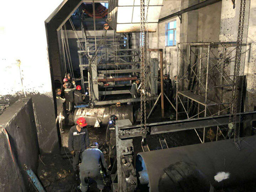 陜煤建設(shè)機電安裝公司奮戰(zhàn)31小時確保曹家灘礦原煤生產(chǎn)系統(tǒng)成功出煤