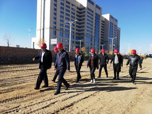 劉合理深入銅煤公司陜北各施工項(xiàng)目檢查指導(dǎo)工作