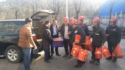 堅(jiān)守崗位，我們一直在......