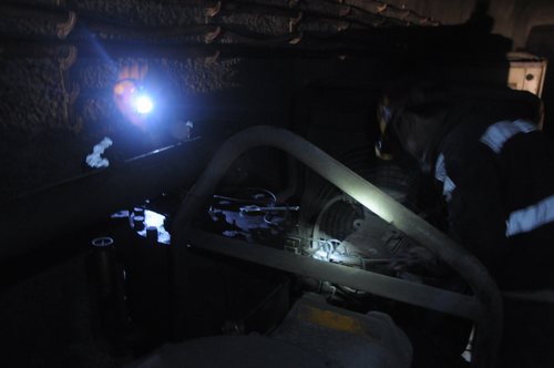 陜煤建設(shè)掘進(jìn)公司：北翼1-2煤膠運(yùn)大巷順利開工