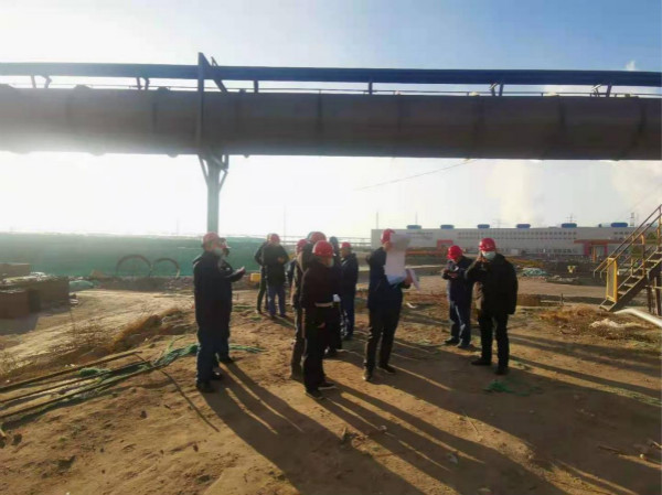 漢中分公司承建的龍鋼公司 煉鐵廠5#高爐增設(shè)撥風(fēng)系統(tǒng)工程順利通過竣工驗收