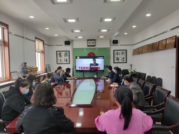 陜煤建設(shè)銅煤公司開(kāi)展反恐宣傳教育及應(yīng)急演練活動(dòng)