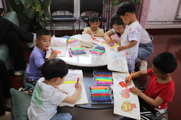 快樂(lè)成長(zhǎng) 一路“童”行