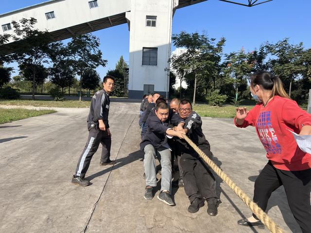 心的凝聚，力的較量