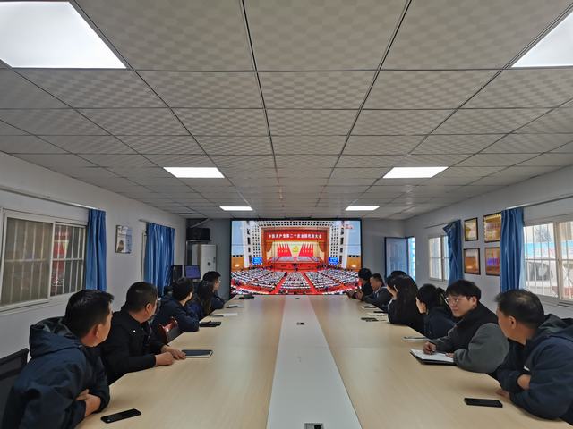 陜煤建設(shè)韓城分公司土建二項目部：“線上+線下”全員“充電蓄能”，構(gòu)建大學習格局