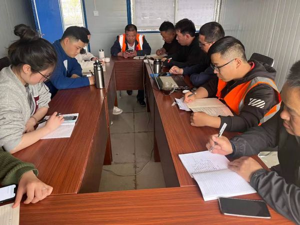 陜煤建設天工公司新疆第一項目部：青年員工“充電”正當時