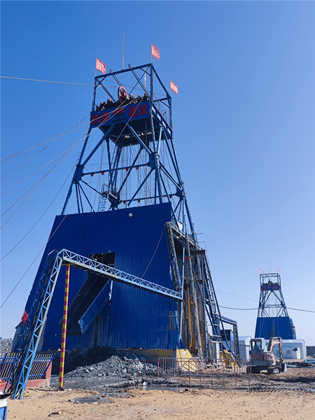 陜煤建設礦建三公司小保當一號礦井二號進、回風立井順利完工